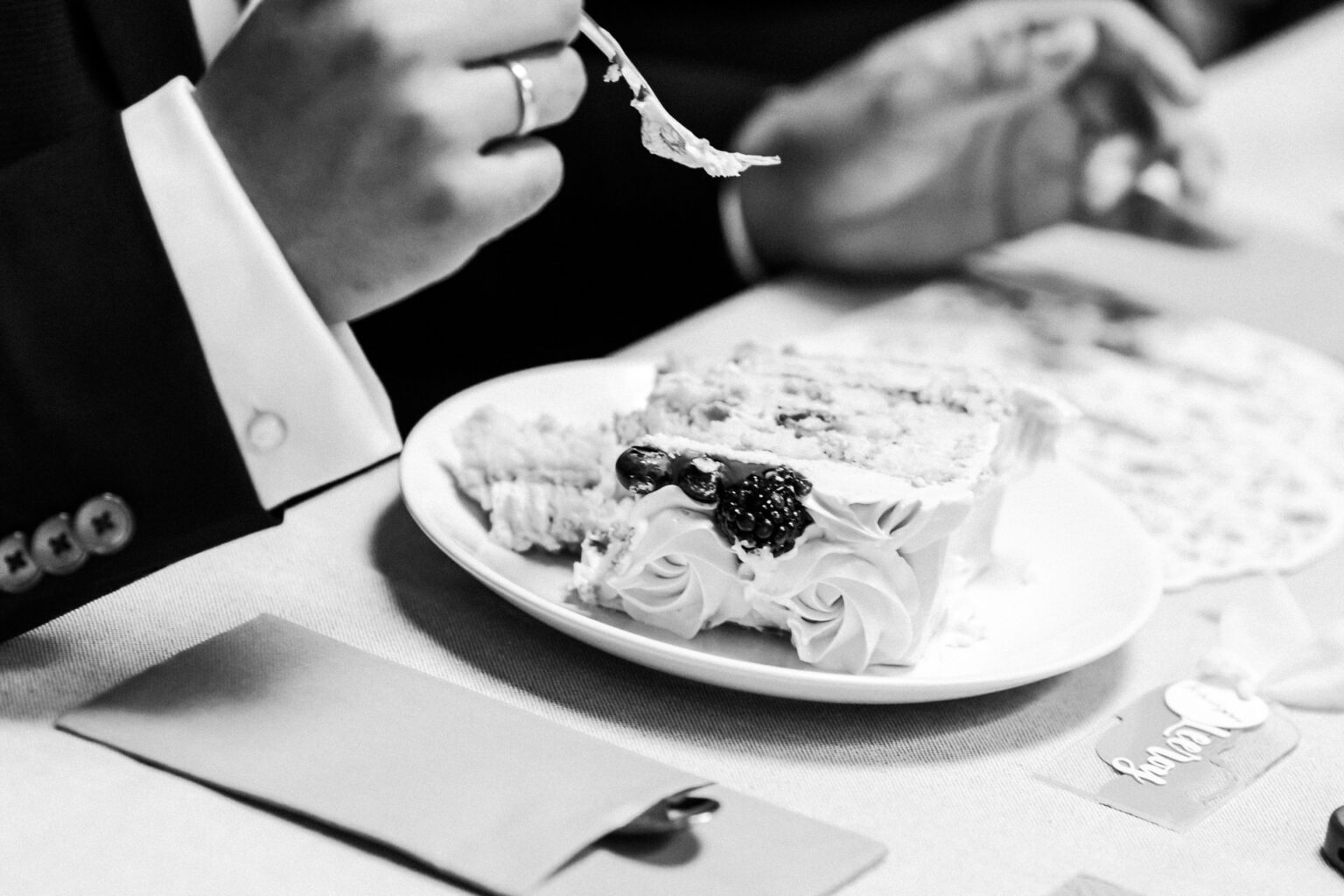 Fotos der Hochzeit von Leeroy und Enrico von Fotograf Jonathan Gäßler