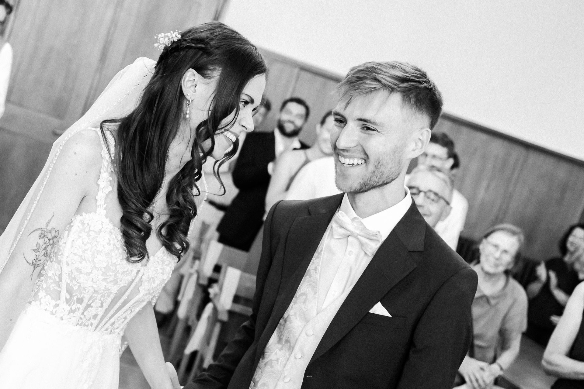 Fotos der Hochzeit von Sarah & Vali von Fotograf Jonathan Gäßler