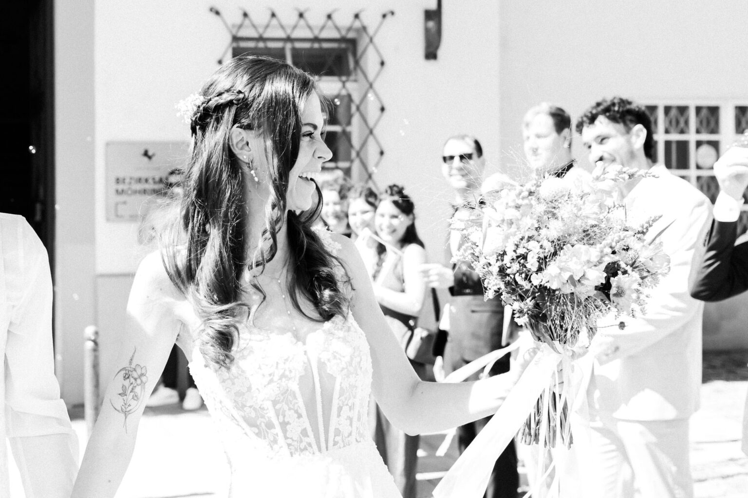 Fotos der Hochzeit von Sarah & Vali von Fotograf Jonathan Gäßler